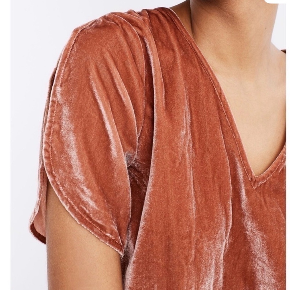 Velvet V-Neck Ruffle Hem Top - Picture 6 of 6